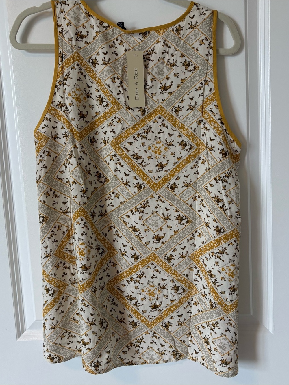 Doe & Rae Tank Top NWOT - Picture 2 of 2